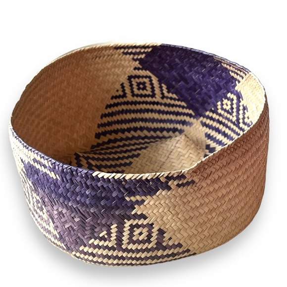 VTG Southwestern Geometric Purple Pattern Woven Basket | Great for Wall Hanging! - Picture 4 of 13
